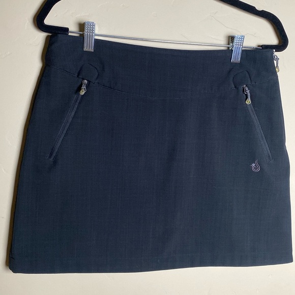 ISIS size 4 Softshell Fleece Lined Winter Skirt - Picture 1 of 6